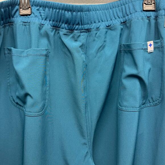 NWT! Scrubstar Women’s Sz 3XL Scrub Set V-Neck Collared Top Jogger Style Pant - Picture 8 of 17